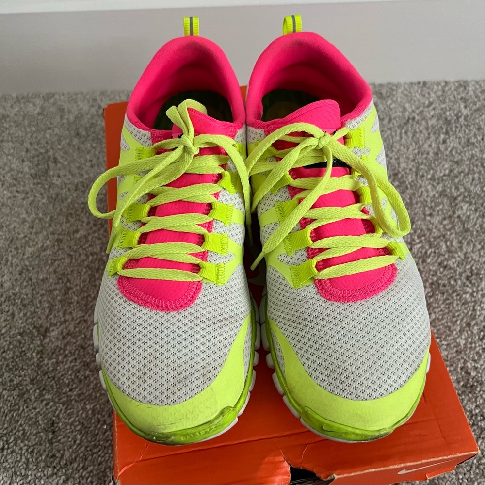 Nike Free 3.0 V3 Volt Yellow Neon Pink Athletic Shoes Sneakers - Picture 2 of 9